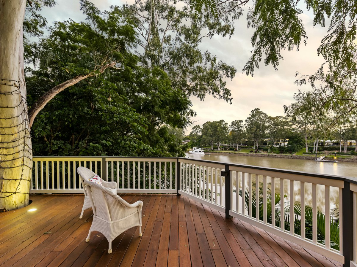 15 Kianga Street, GRACEVILLE